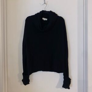 Treasure and Bond, women’s black turtle neck sweater. Slightly cropped. Size L